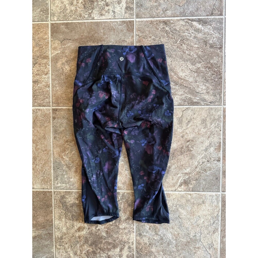 Lululemon Train Times Crop 17" Frozen Flourish Multi Size 6